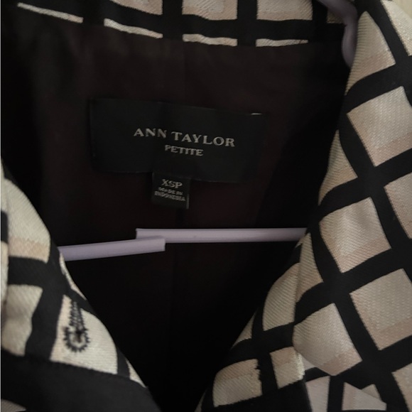 Ann Taylor Black and White Checkered Blazer flawed - Picture 3 of 11